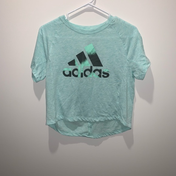 Adidas crop shirt - Picture 2 of 3